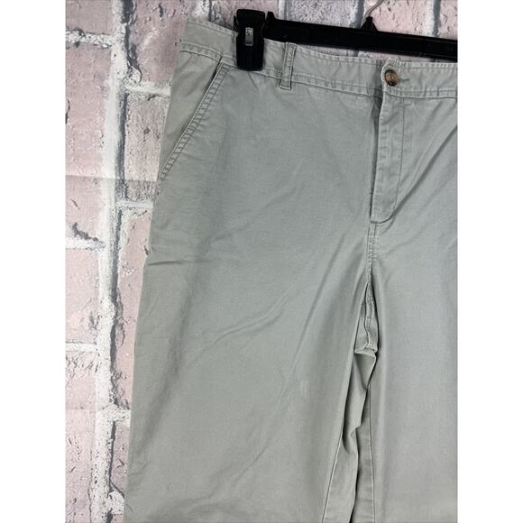 L.L Bean Favorite Fit Womens Casual Chino Pants Light Green Size 12 - Picture 6 of 12